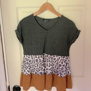 $5/25 Cheetah print ruffle tier top